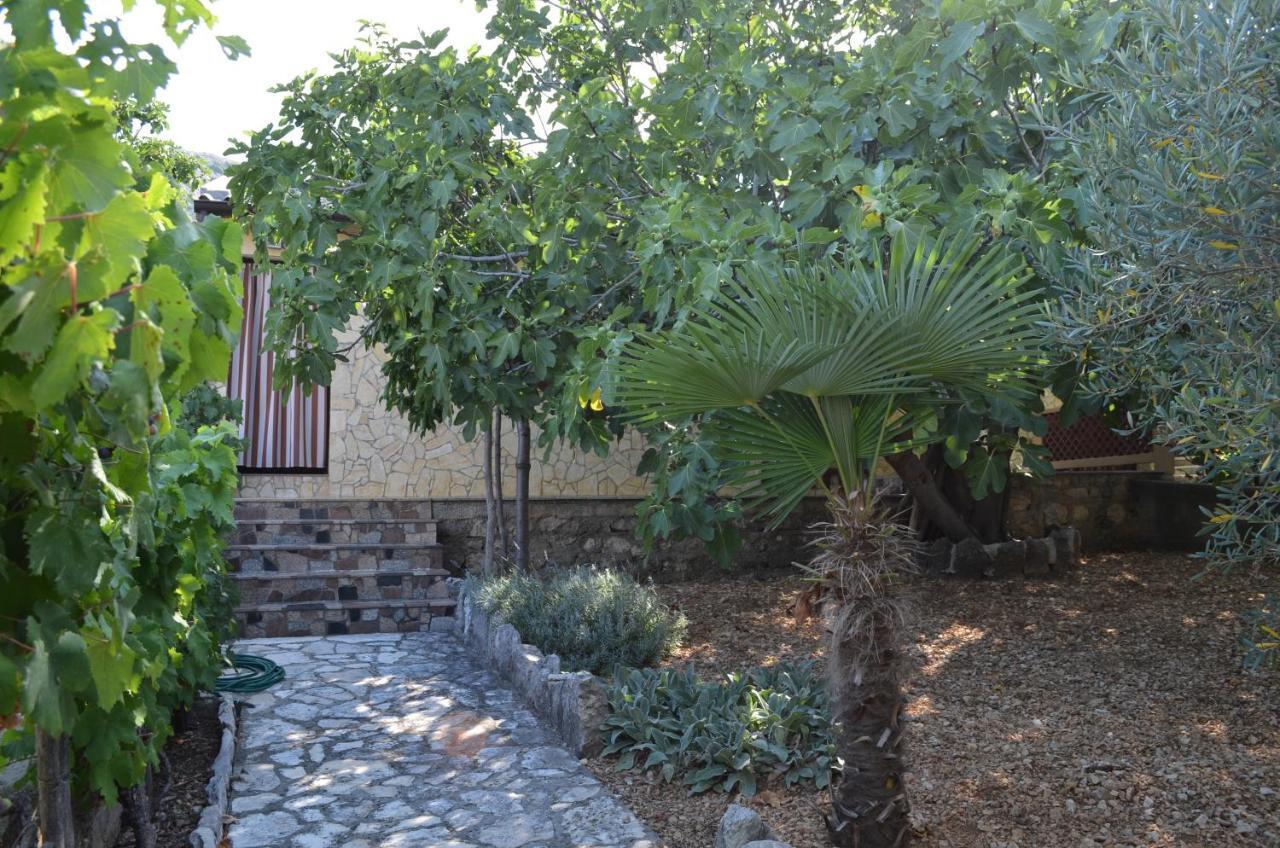 Holiday Home Garina Draga Bašćanska Eksteriør bilde